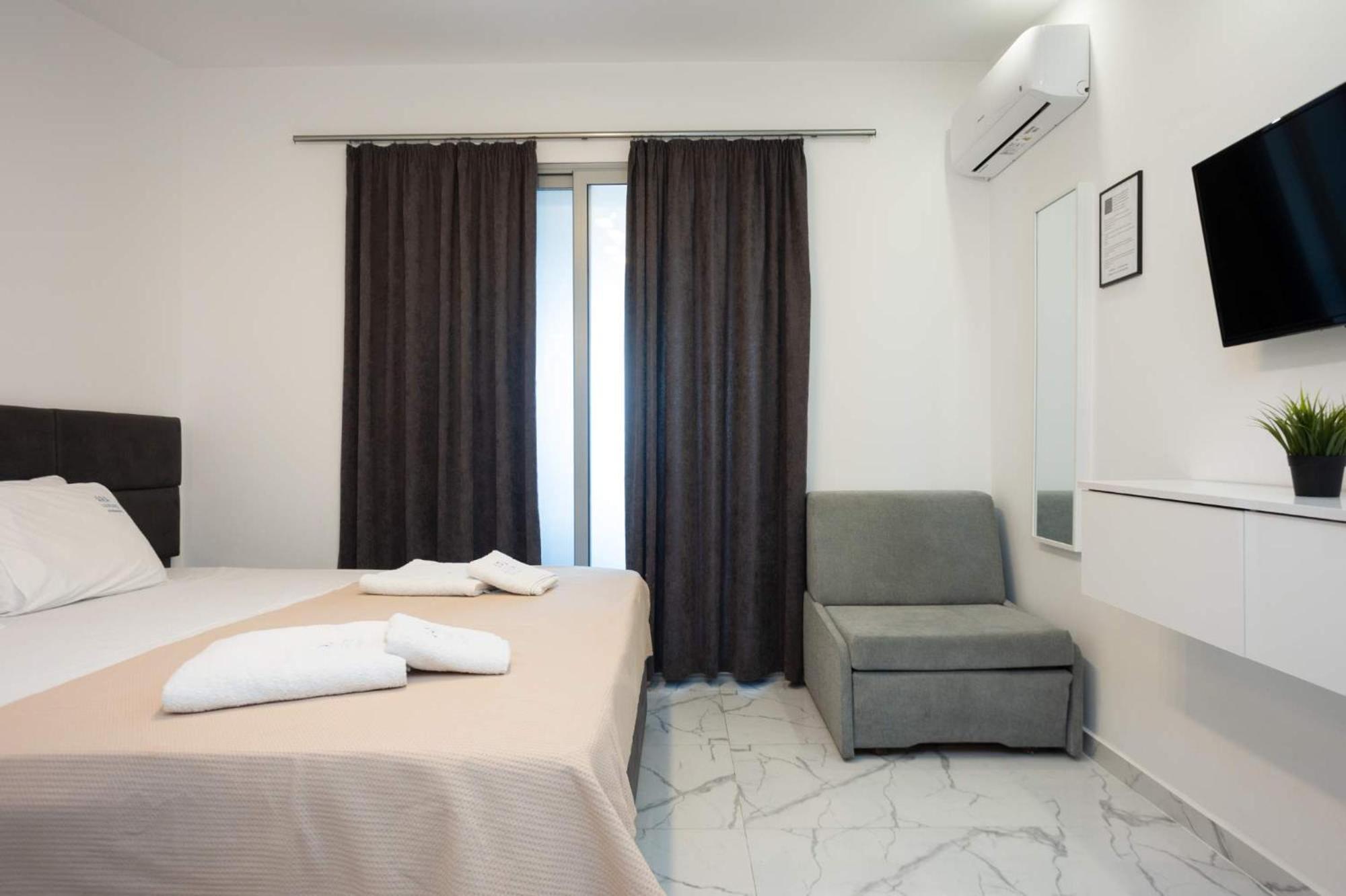 Avgerinos Apartments Полихроно Екстериор снимка