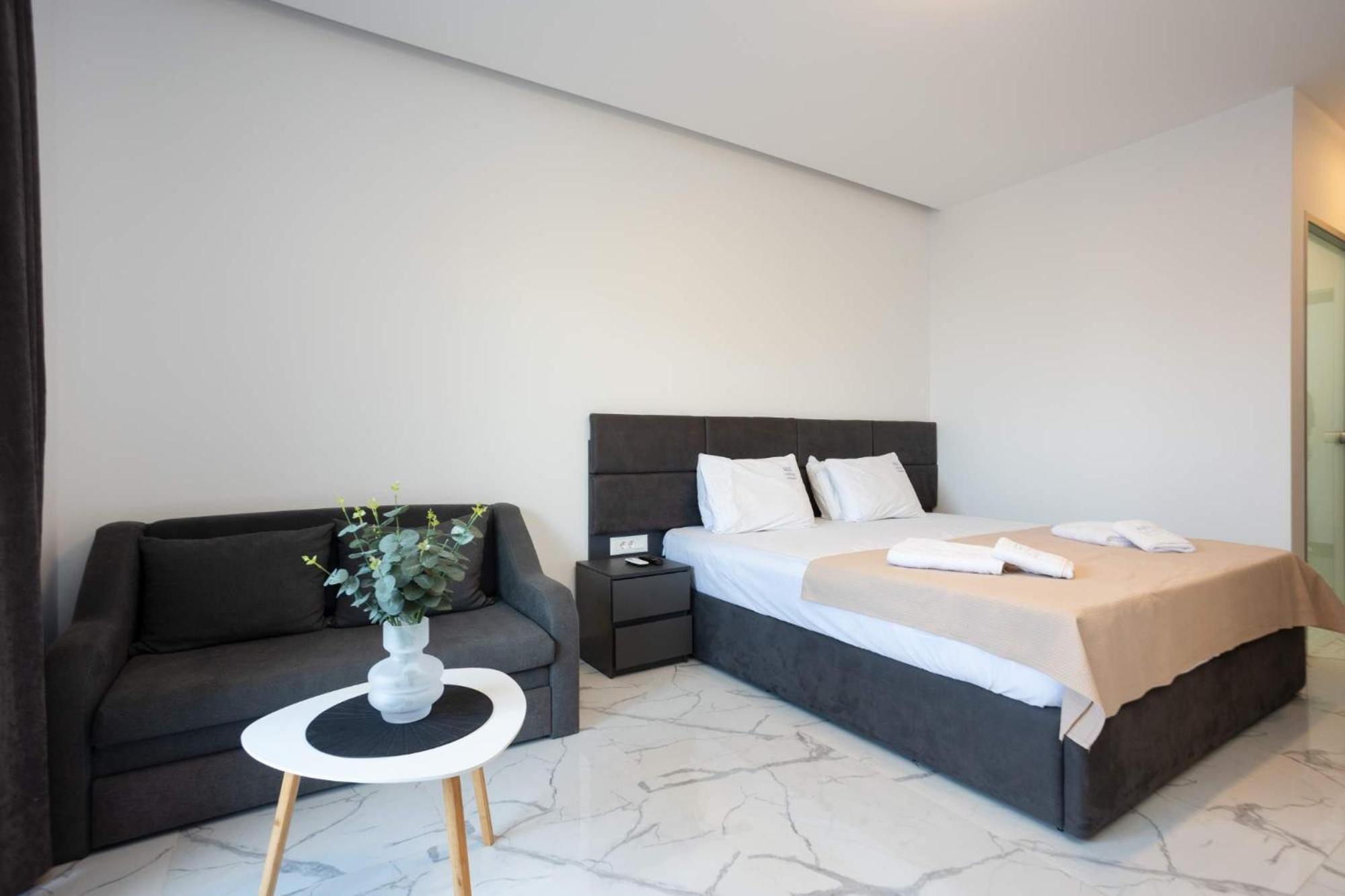 Avgerinos Apartments Полихроно Екстериор снимка