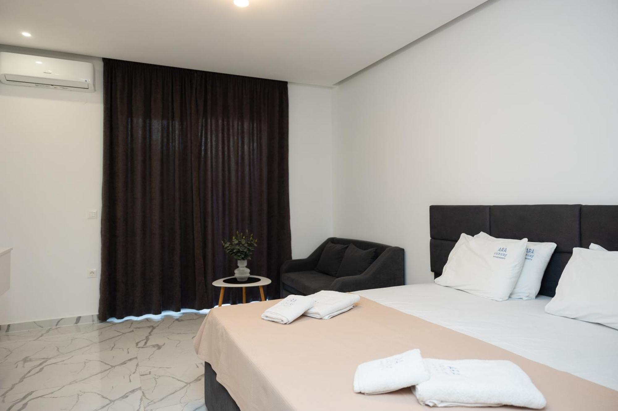 Avgerinos Apartments Полихроно Екстериор снимка