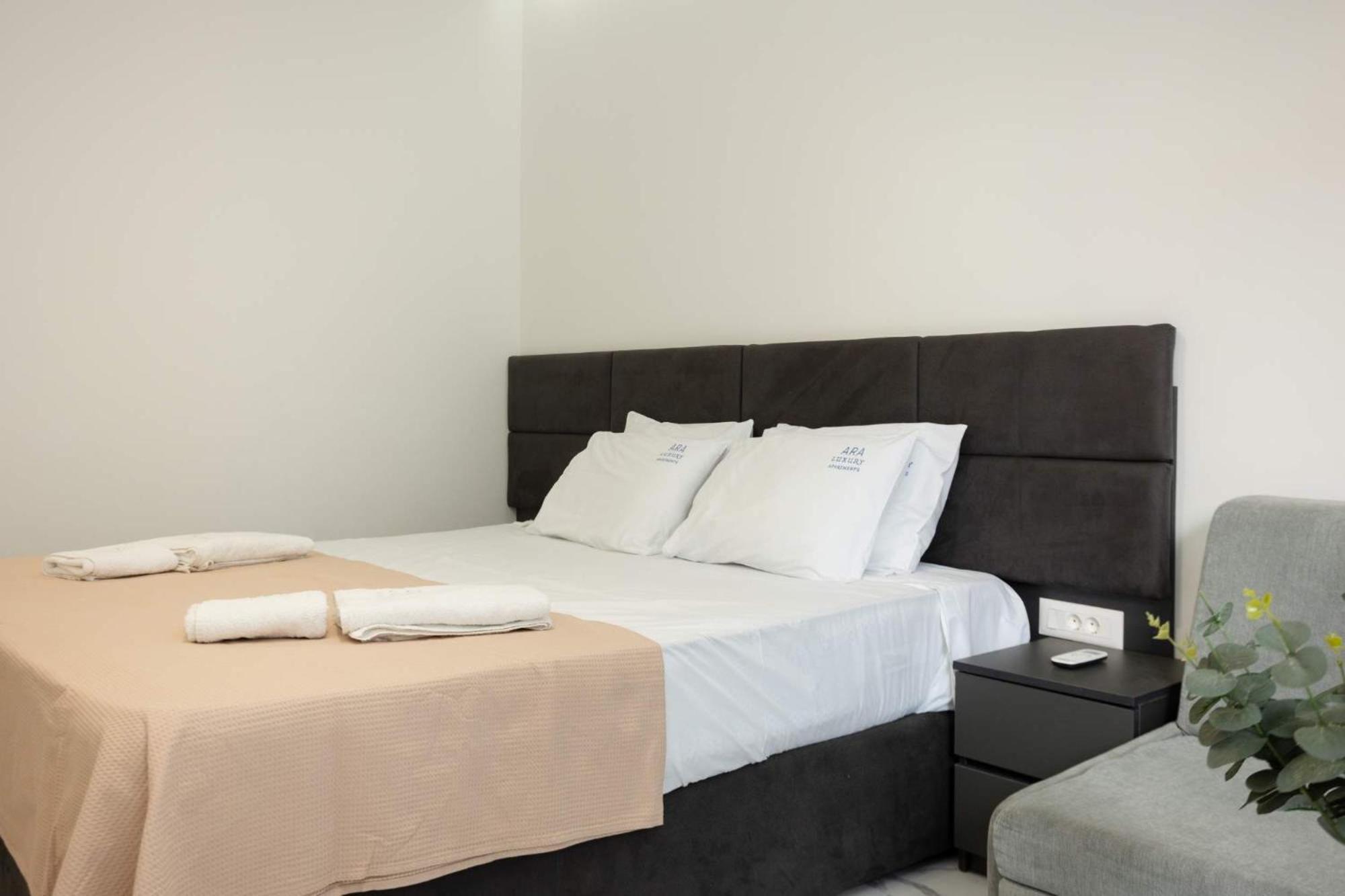Avgerinos Apartments Полихроно Екстериор снимка