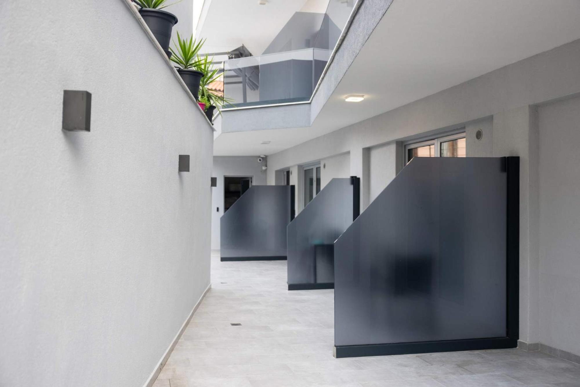 Avgerinos Apartments Полихроно Екстериор снимка